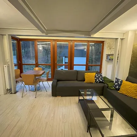 Domki W Lesie Nad Rzeka Holiday home